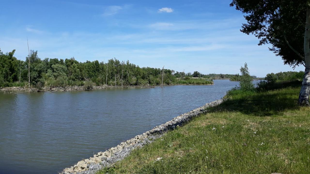 Biesbosch Bed & Breakfast Werkendam Eksteriør bilde